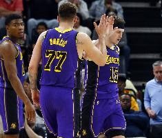 东契奇谈球队化学反应：我们甚至还没一起吃过晚餐呢 比赛太多了